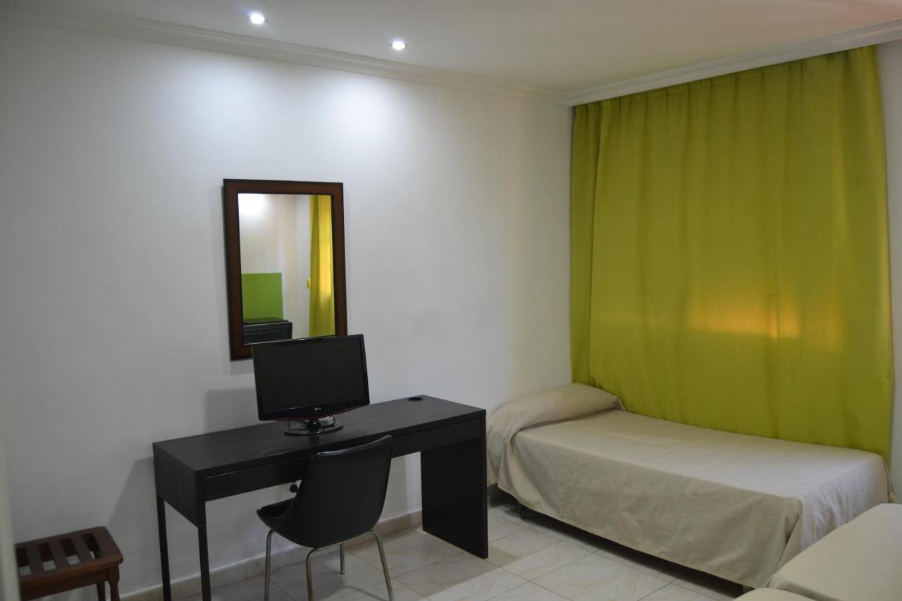 La Línea de la Concepción Hotel Miramar מראה חיצוני תמונה